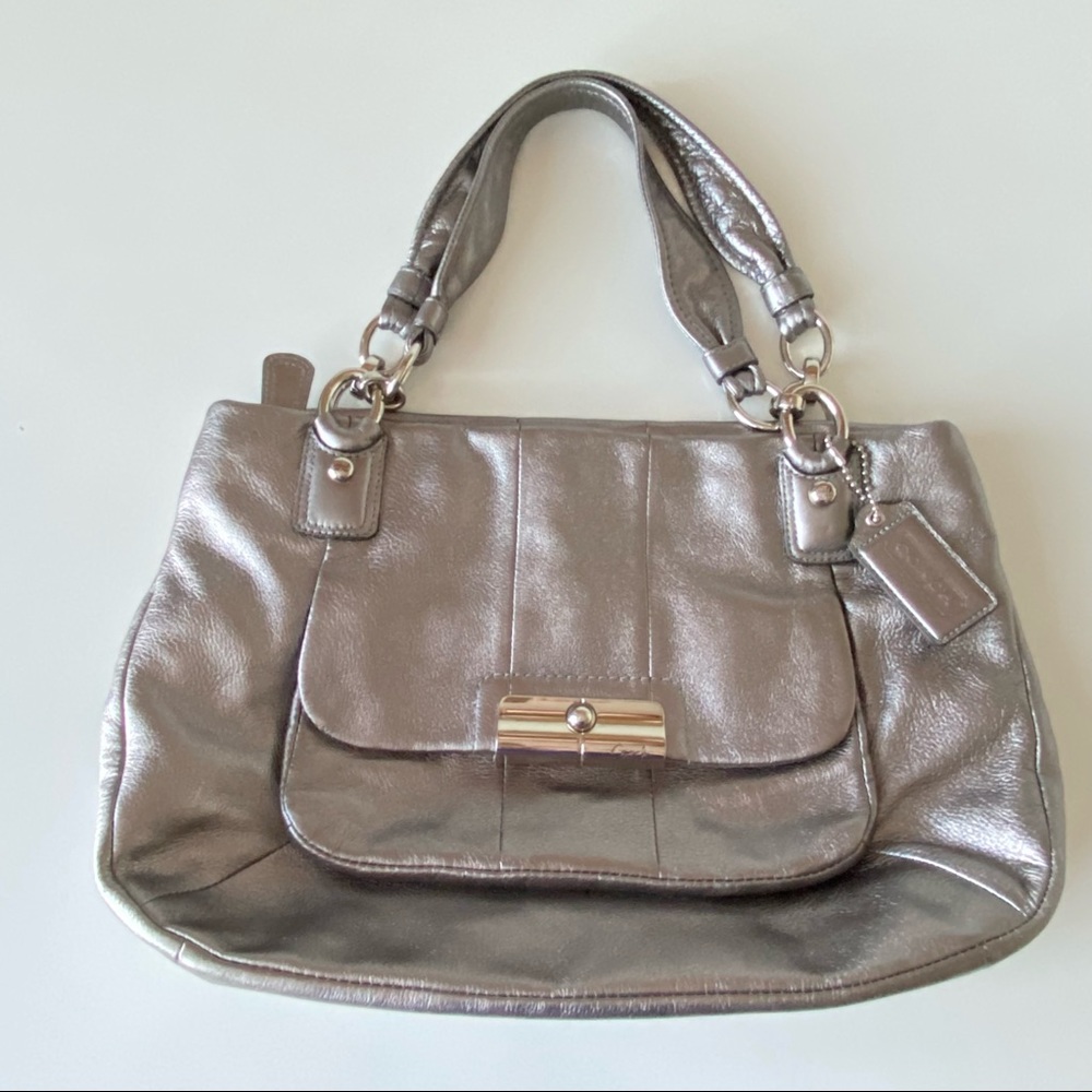 COACH Kristen leather zip top tote. Gunmetal/silver, metallic - Picture 2 of 15